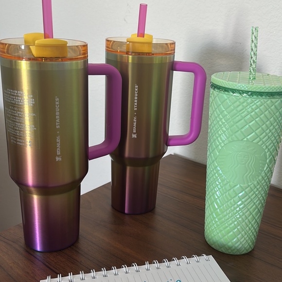 NWT exclusive Starbucks x Stanley 2024 summer release - Picture 2 of 2